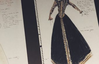Museo de la Moda celebra sus diez años con exposición del artista chileno Marco Correa