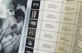 SEDA, CRISTAL, PLATA, PAPEL, MADERA Y CERÁMICA / COLECCIÓN DE LIBROS SOBRE LAS ARTES DECORATIVAS EN CHILE DESDE EL ANÁLISIS DE SUS MATERIALES